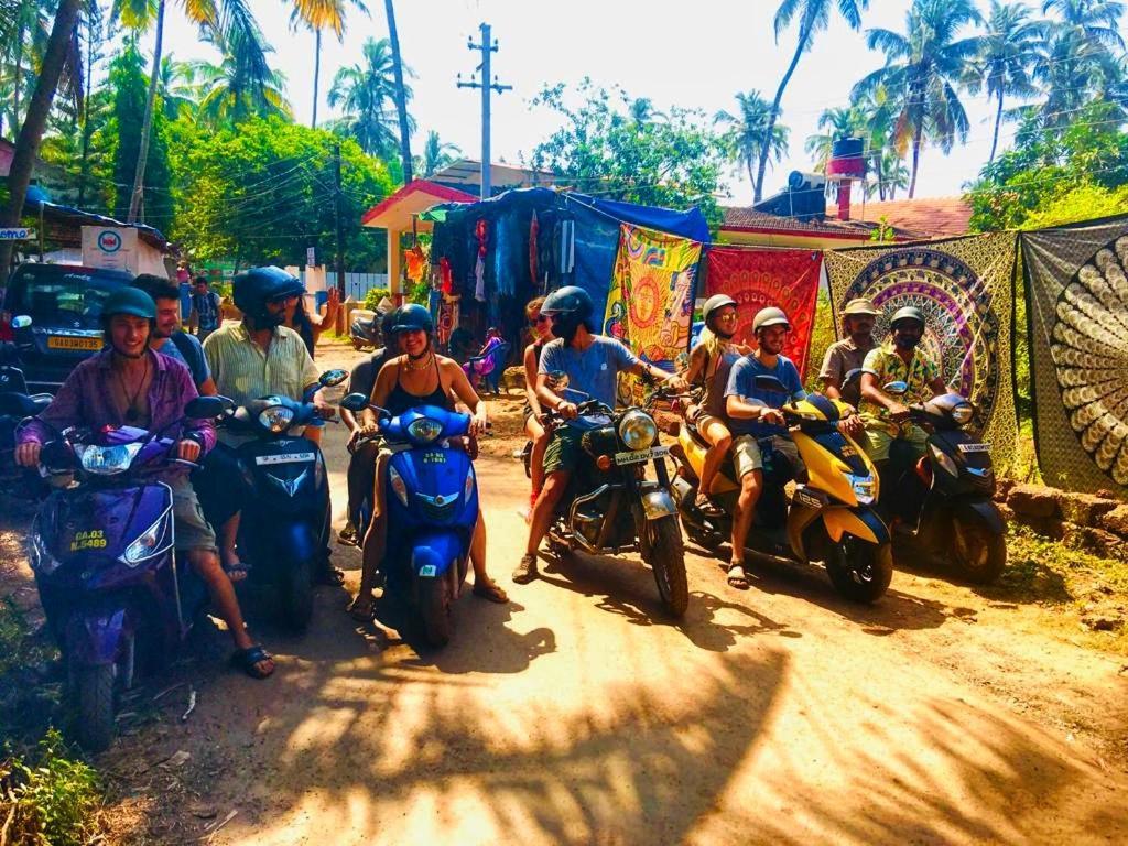 Bunkd Hostel, Anjuna Exteriör bild