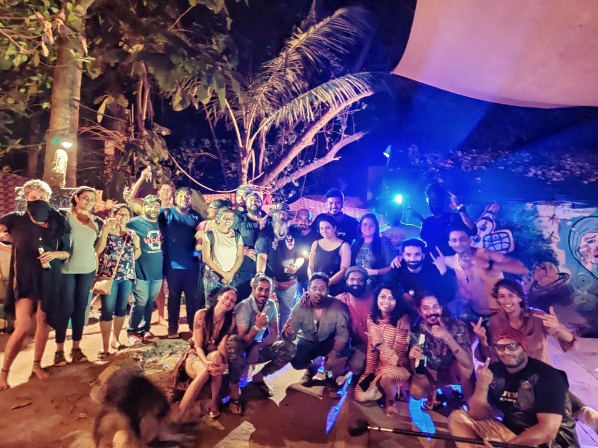 Bunkd Hostel, Anjuna Exteriör bild