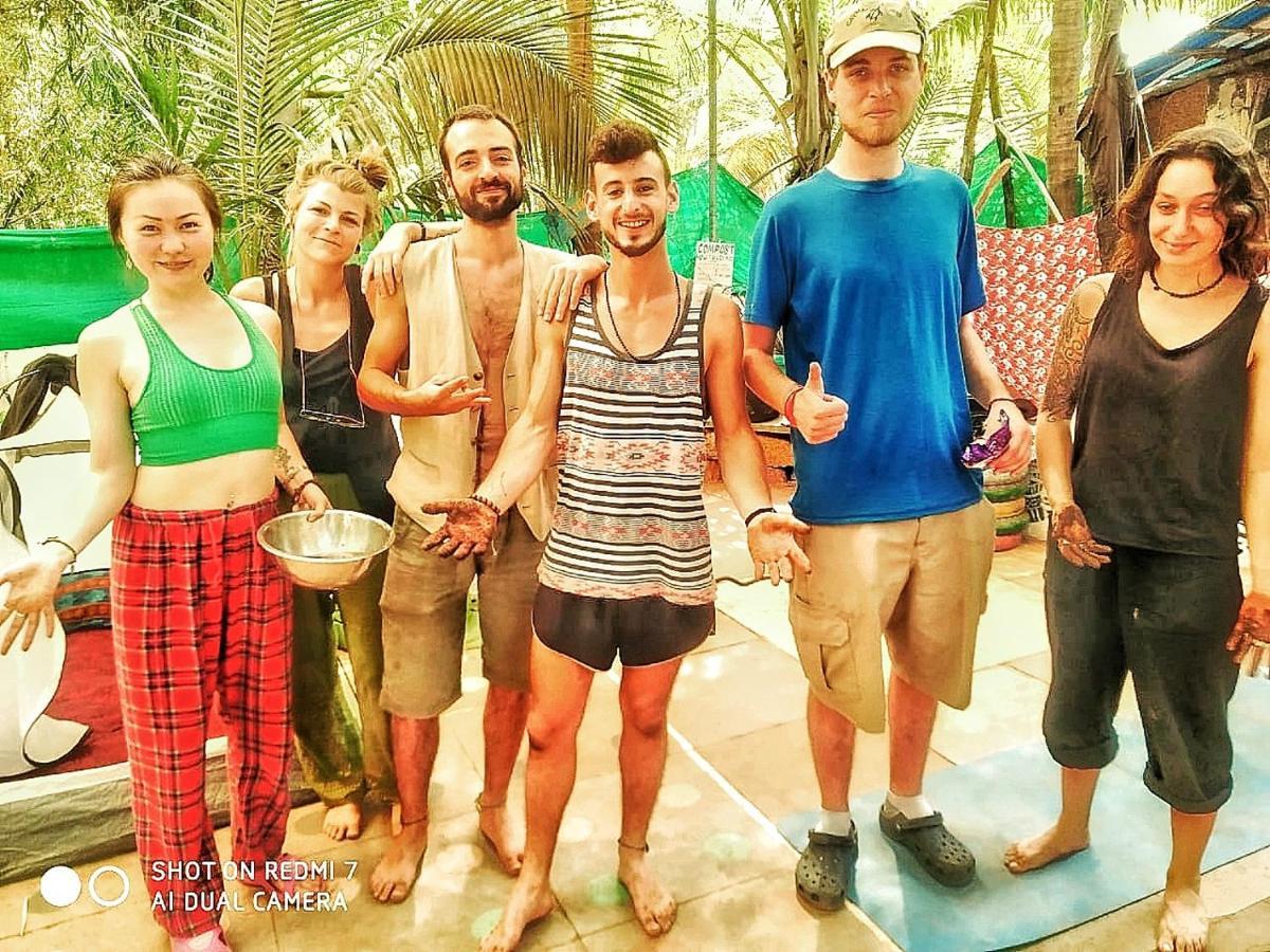 Bunkd Hostel, Anjuna Exteriör bild