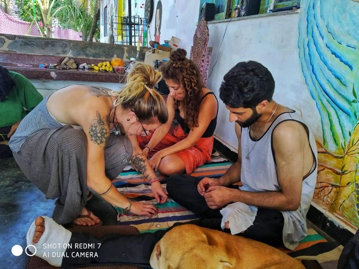 Bunkd Hostel, Anjuna Exteriör bild